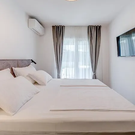 Luxury Znjan شقة *