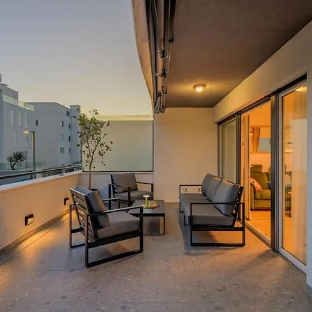 Διαμέρισμα Luxury Znjan *
