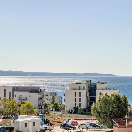 아파트 Luxury Znjan