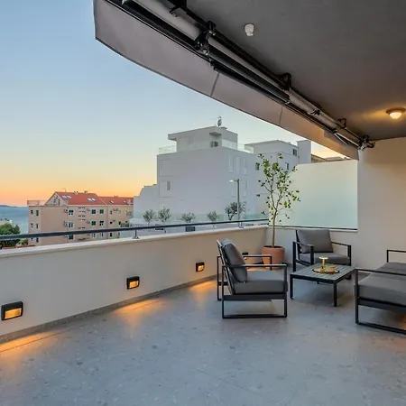 Apartment Luxury Znjan Split